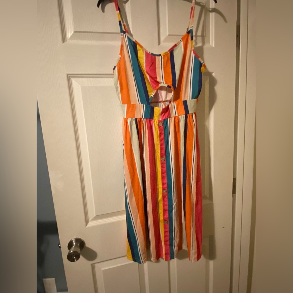Votepretty women’s dress. Size large